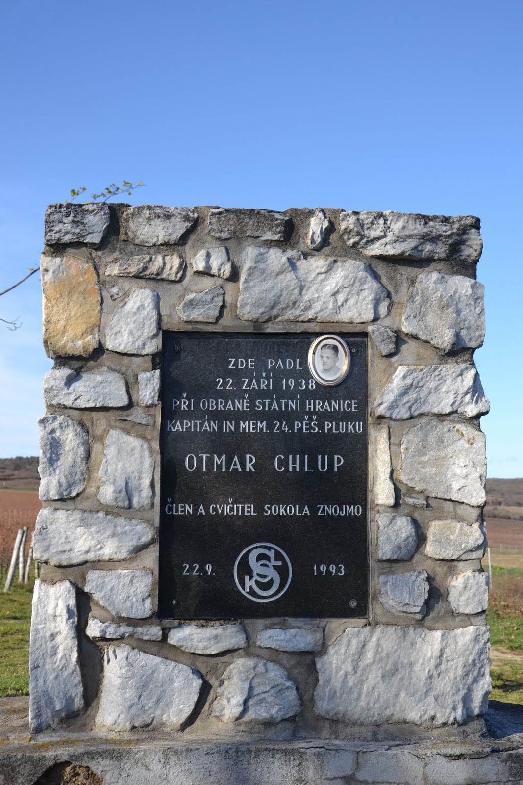Pomník Otmara Chlupa - detail