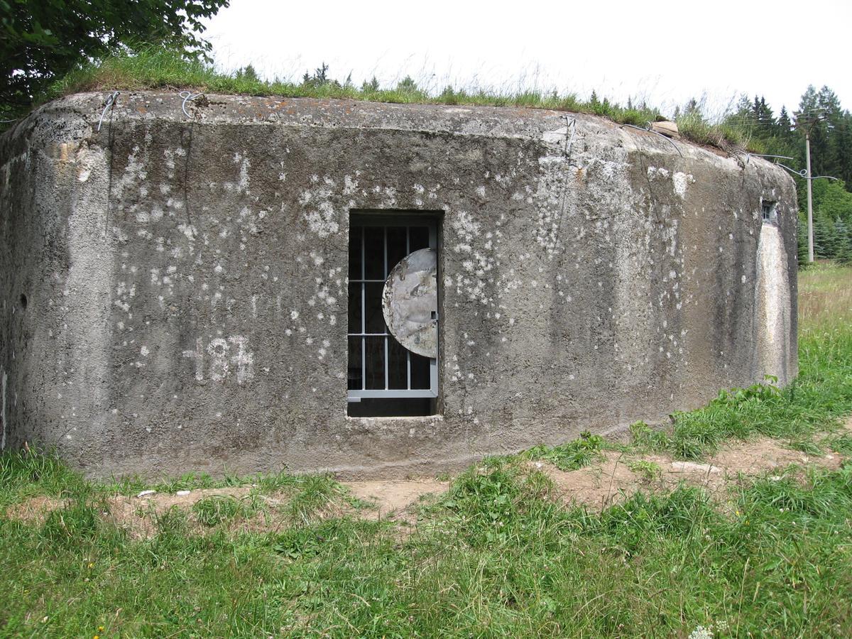 LO vz. 37 z týlu 